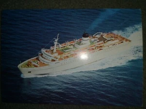 Italian Tirrenia Line Ferry -Motomavi Traghetto Postcard in Excellent condition - Picture 1 of 2