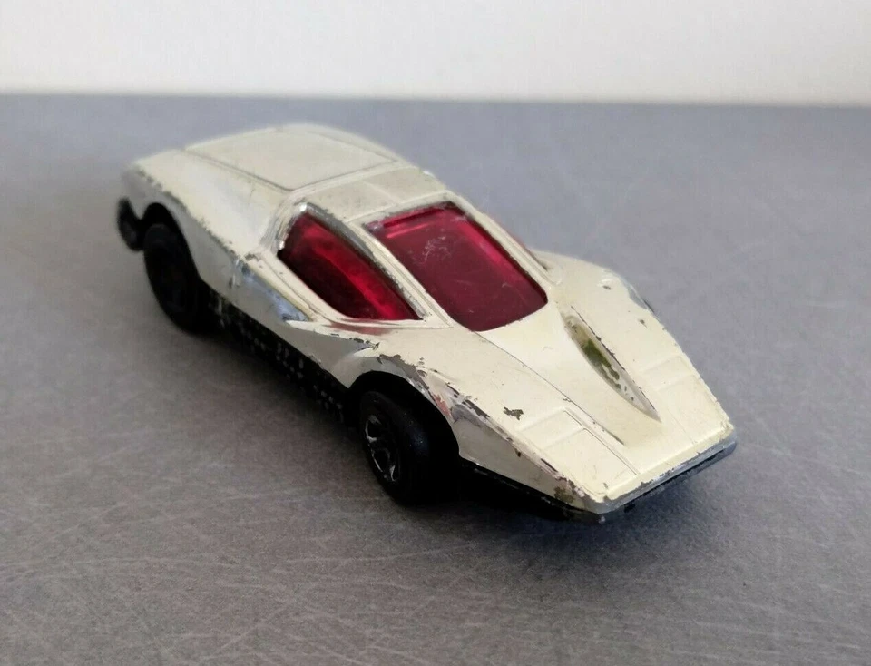 Hot Wheels Argento Proiettile 1974 Bianco Scala 1/60 Vintage Stato Con Glitter - Immagine 1 di 4