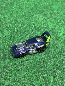 Hot Wheels '69 Dodge Daytona Purple 1:64 2003, '16 Mattel - Picture 1 of 6