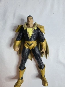 Figura de acción suelta McFarlane Toys DC Multiverse Black Adam 7" Page Punchers - Imagen 1 de 4