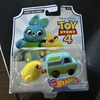 HOT WHEELS CHARACTER CARS DISNEY TOY STORY 4 DUCKY AND BUNNY - Image 1 of 4