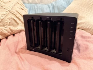Synology DiskStation DS415+ 4-Bay NAS (8GB RAM Upgrade) Not Powering On – AS-IS - Picture 1 of 5