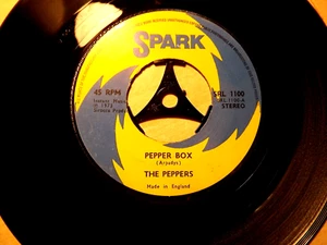 45rpm vinyl record......The Peppers........Pepper Box... 70s Pop.. - Picture 1 of 1