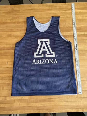 University of Arizona Wildcats Basketball Practice Jersey Size Medium-Reversible Cover