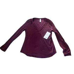 Athleta Nighttime Bliss Sleep Top Medium Burgundy Langarm Henley Knopf Neu - Bild 1 von 10