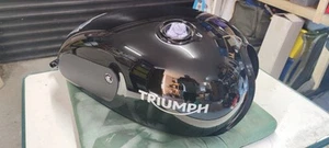 Triumph Speed Twin 1200 Gen 2 Fuel Tank Jet Black Eazi Grip Protectors - Picture 1 of 14