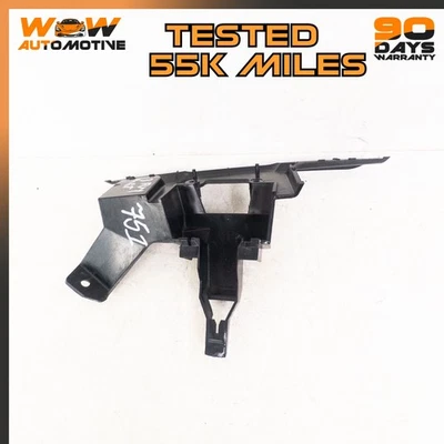 08-19 MASERATI GRANTURISMO GRANCABRIO 右灯 WASHER BRACKET MOUNT 原始设备制造商 — 第 1/4 张图片