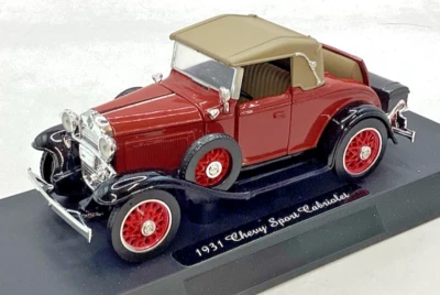 Chevrolet Sport Cabriolet 1931 1:32. 55093 Colección Clásica New-Ray. Foto 1 de 4