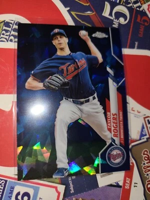 Taylor Rogers Sapphire Topps Chrome 342 Twins 2020 Online Exclusive  - Image 1 of 3