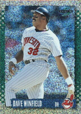 1995 Score Platinum Team #80 Dave Winfield - NM-MT - Image 1 of 2