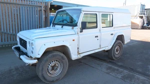 SANTANA PS10 VAN WHITE STATION WAGON 2007 2.8TD 4X4 LAND ROVER SPARES REPAIRS - Picture 1 of 8