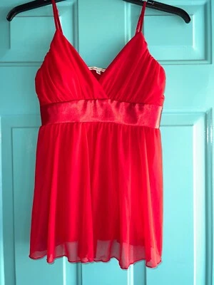 Blusa elegante Hot Kiss (Y2K) vintage vermelha alça de espaguete, feminina média. Muito bom estado - Imagem 1 de 4