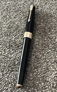 PARKER 17 SUPER DUOFOLD FOUNTAIN PEN CAP & BARREL SPARE PARTS-BLACK GT (C14) - Picture 1 of 3