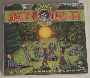 Grateful Dead - Dave's Picks Vol 44 Autzen Stadium U. Of Oregon, Eugene, OR  NEW - Picture 1 of 4