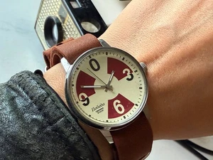 Armbanduhr Pobeda ZERO Soviet Style Uhr Retro rot/weißes Ziffernblatt Lederband - Bild 1 von 24