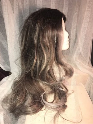 Peluca de mujer nueva sin etiquetas larga ondulada realista sintética marrón altas luces cabello esmerilado NUEVO Foto 1 de 4