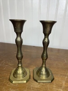 Vintage Paar Messing Kerzenständer Halter konisch quadratisch Fuß Sockel 5 1/2" hohl - Bild 1 von 5