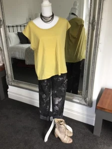 Women’s Diesel T-Shirt Size Small - Picture 1 of 9