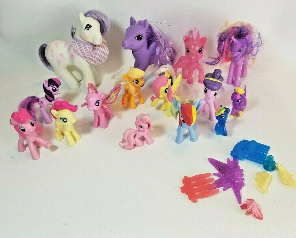 Lote de 15 estatuillas surtidas My Little Pony Horses inc. SCOOPS peines alas etc.  Foto 1 de 4