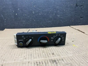 2002 GMC Savana Heater Control 15858577 L6784 - Picture 1 of 8