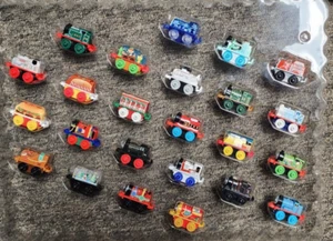 Mini calendario de Adviento Thomas & Friends 2020 caja abierta 24 piezas de tren - Imagen 1 de 3