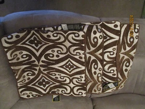 4 Luxury Chenille Velvet Jacquard Scatter Cushion Covers Camel Colour 45 x 45 cm - Picture 1 of 4