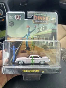 2025 M2 Machines Diorama 1960 Chrysler 300F Pink W/ Alien & Tube-man R16 198H - Picture 1 of 3