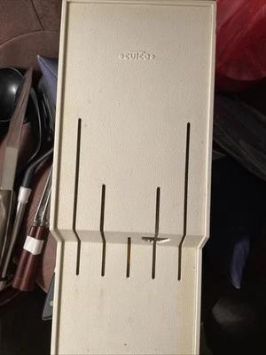 Bloque de almacenamiento de cuchillos Cutco para cajón o pared #1742 5 ranuras hecho en EE. UU. 17x6 Foto 1 de 4