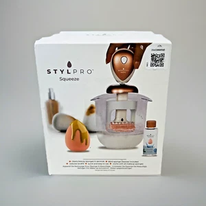 Stylpro Squeeze makeup sponge cleaner Plus 85 ml sparkle Sponge Cleanser (12) - Picture 1 of 4