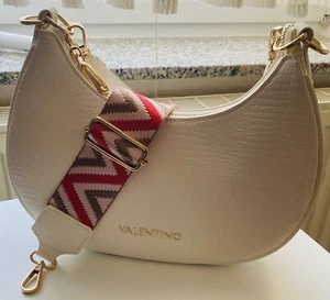Valentino Tasche - Bild 1 von 7