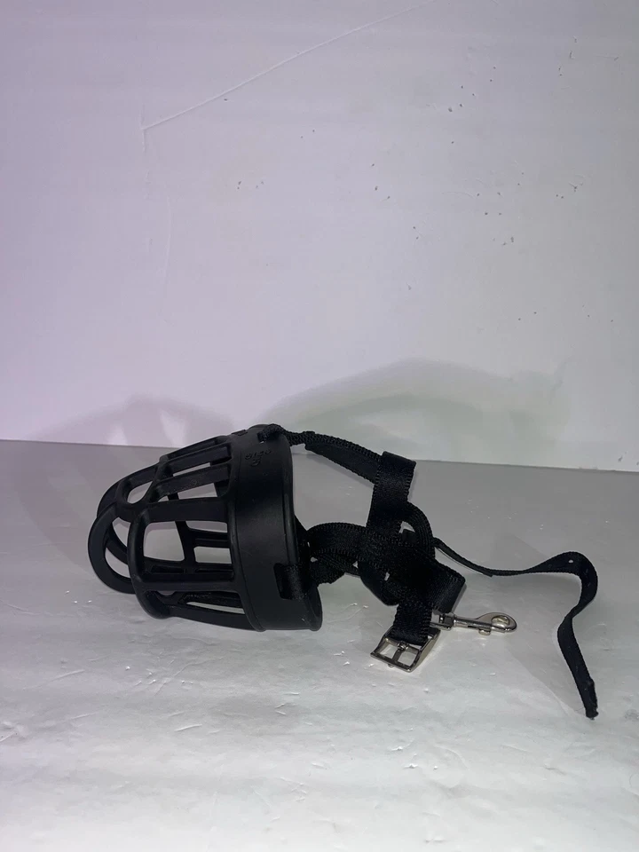 Baskerville Ultra Bozal Perro Negro, Talla 5, Cesta de Entrenamiento Protector Bucal Foto 1 de 4