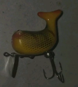 Vintage Heddon Hi Tail Barsch Angelköder - Bild 1 von 6