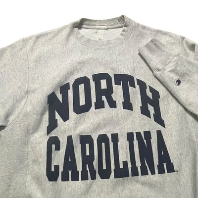 Sudadera De Colección Champion Tejido Inverso Para Hombre Gris Mediano UNC Tarheels Jordan Y2k Foto 1 de 4