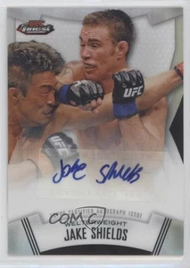 Topps Finest UFC Fighter 2012 refractor automático Jake Shields #A-JS automático - Imagen 1 de 4