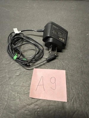 Nokia Cell Phone Travel Adapter Model AC-3U, 5VDC 350mA Wall Charger - Image 1 of 4