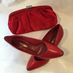 NATURALIZER SZ 5 1/2 B RED LEATHER PUMPS MADE IN USA 132N55 & RED PURSE TO MATCH - Picture 1 of 8