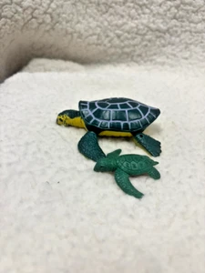 2 Tortugas Juguete 4" Cabeza y Aletas Movimiento, Color Amarillo Usado, 1" Estacionario Bueno - Imagen 1 de 4