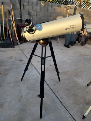 Celestron StarSense Explorer y trípode  Foto 1 de 4