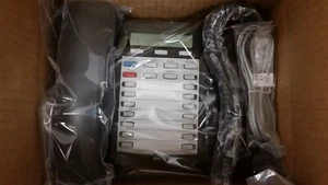 Nuevo teléfono de pantalla de oficina Mitel 4025 - Imagen 1 de 3
