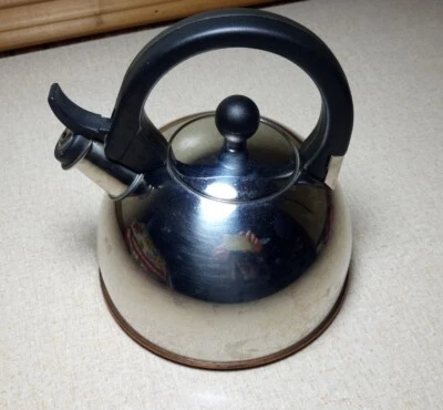 2004 COPCO WILTON Industries Stainless Steel Stovetop Whistling Tea Pot  Foto 1 de 4