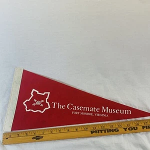 The Casemate Museum Felt Pennant souvenir Fort Monroe Red 18 1/2 Inch - Picture 1 of 7