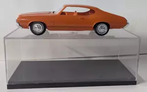 Auto promozionale concessionaria Oldsmobile 442 1970 con custodia acrilica - Foto 1 di 6