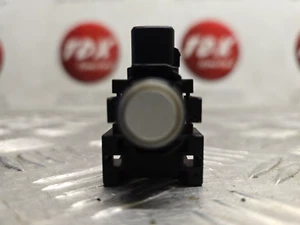 SENSOR DE DISTANCIA DE ESTACIONAMIENTO DELANTERO/TRASERO GENUINO MAZDA 3 MK3 2014-2018 KD47-67UC1 - Imagen 1 de 6