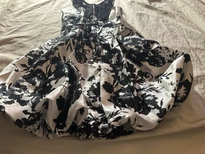 NWT Speechless Girls Dress size 7 Black and white floral print Retail $68 - Picture 1 of 5