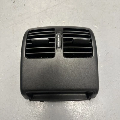 Mercedes-Benz W204 C250 C300 2008-2011 consola central trasera rejilla de ventilación de aire OEM Foto 1 de 4