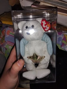 Gorro Bebé Blanco Oso Estrella Oso Sosteniendo Alas Nuevo Con Etiquetas Caja Mwwt - Imagen 1 de 1