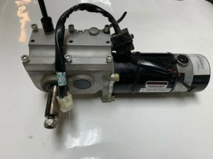 Gruppo motore/cambio sinistro Quickie Aspire Mini usato 013417 - Foto 1 di 4