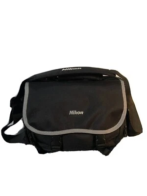 Nikon Camera DSLR Shoulder Bag - Image 1 of 4