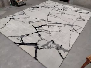 Abstract Design Handmade Rug Made with New Zealand Wool for your Living Room - Picture 1 of 4