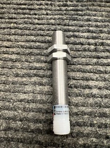 New Eaton E59-M12A105D01-D1 Proximity Sensor - Picture 1 of 7